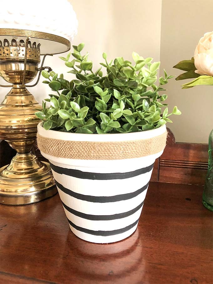 DIY: Terracotta planter makeover