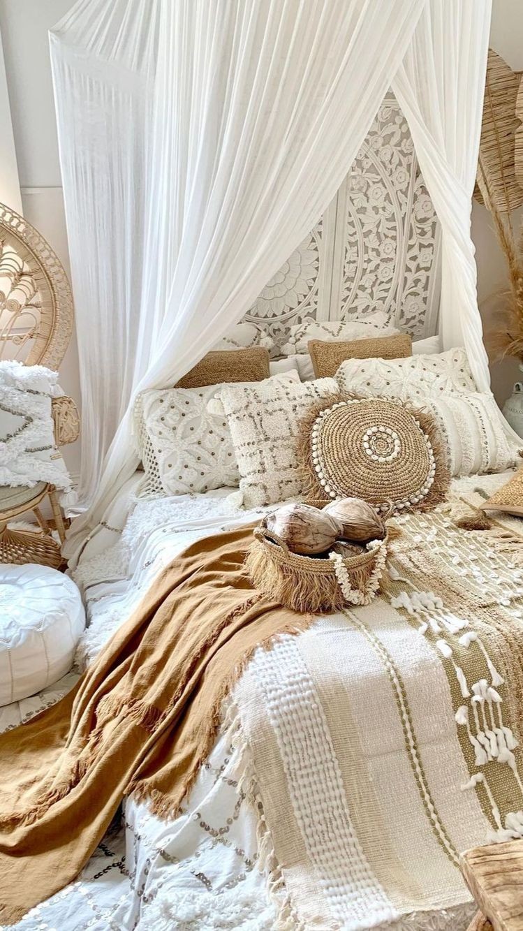 Boho PLAIDED BEDROOM DECOR