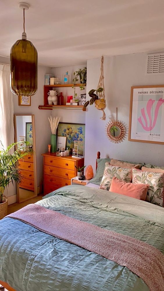 Cozy Summer Bedroom Aesthetic