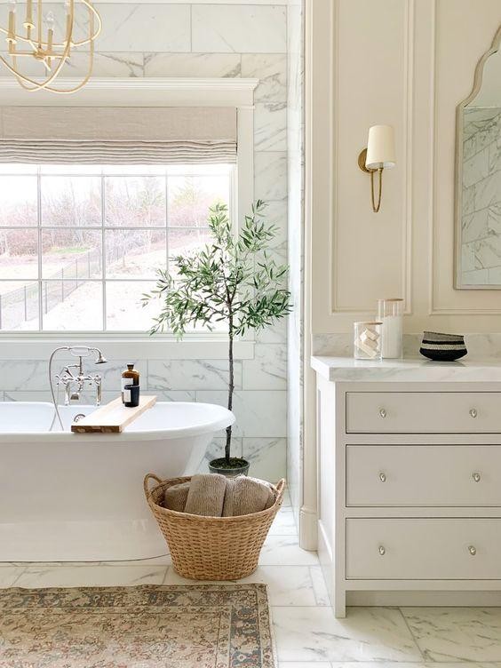 Nancy Meyers Style Bathroom Ideas