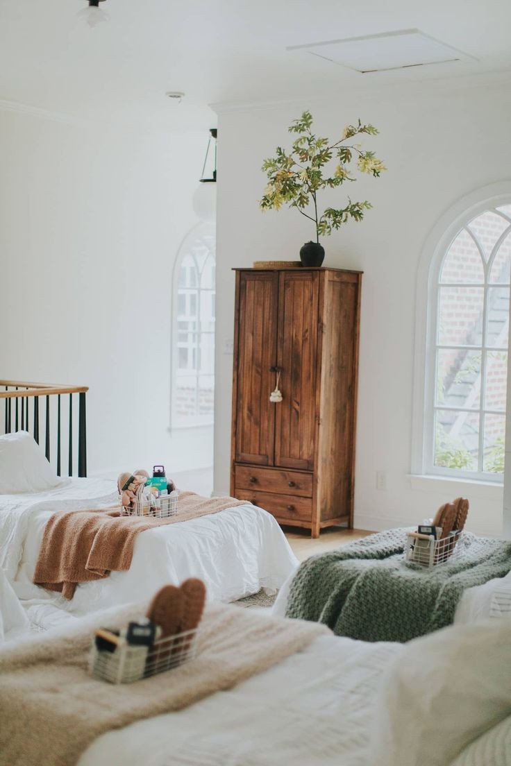 Air Mattress Guest Room