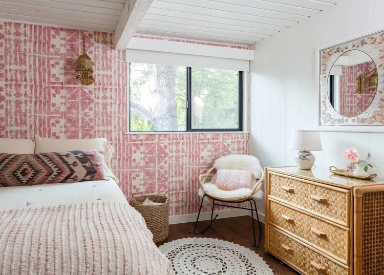 Dress A Boho Style  Bedroom In Pink