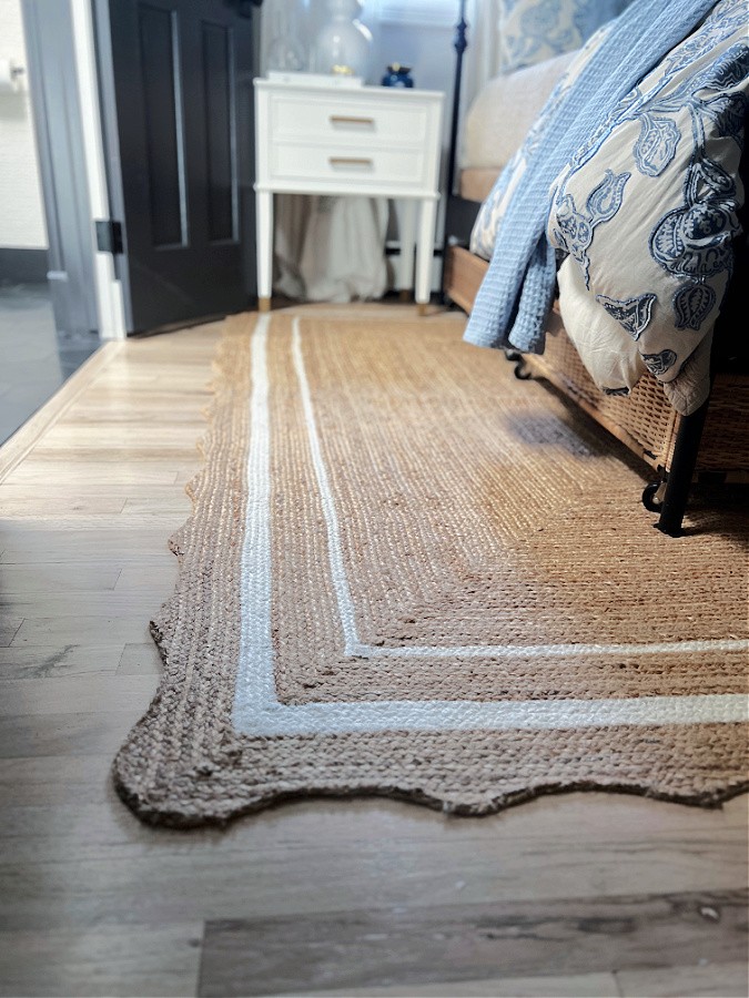 Soft, Inviting Rug for Fall