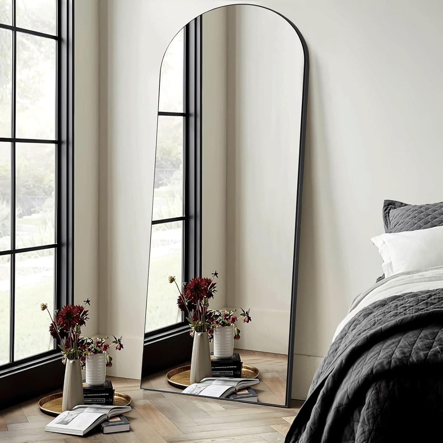 Mirror as a Decorative Element