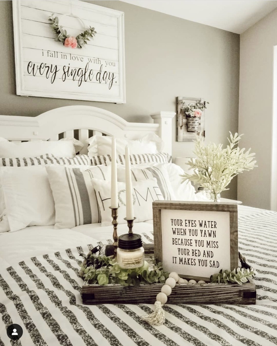 Farmhouse Bedroom With Romantic Quotes Above the Headboard