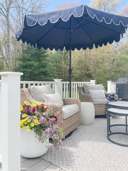 outdoor patio styling