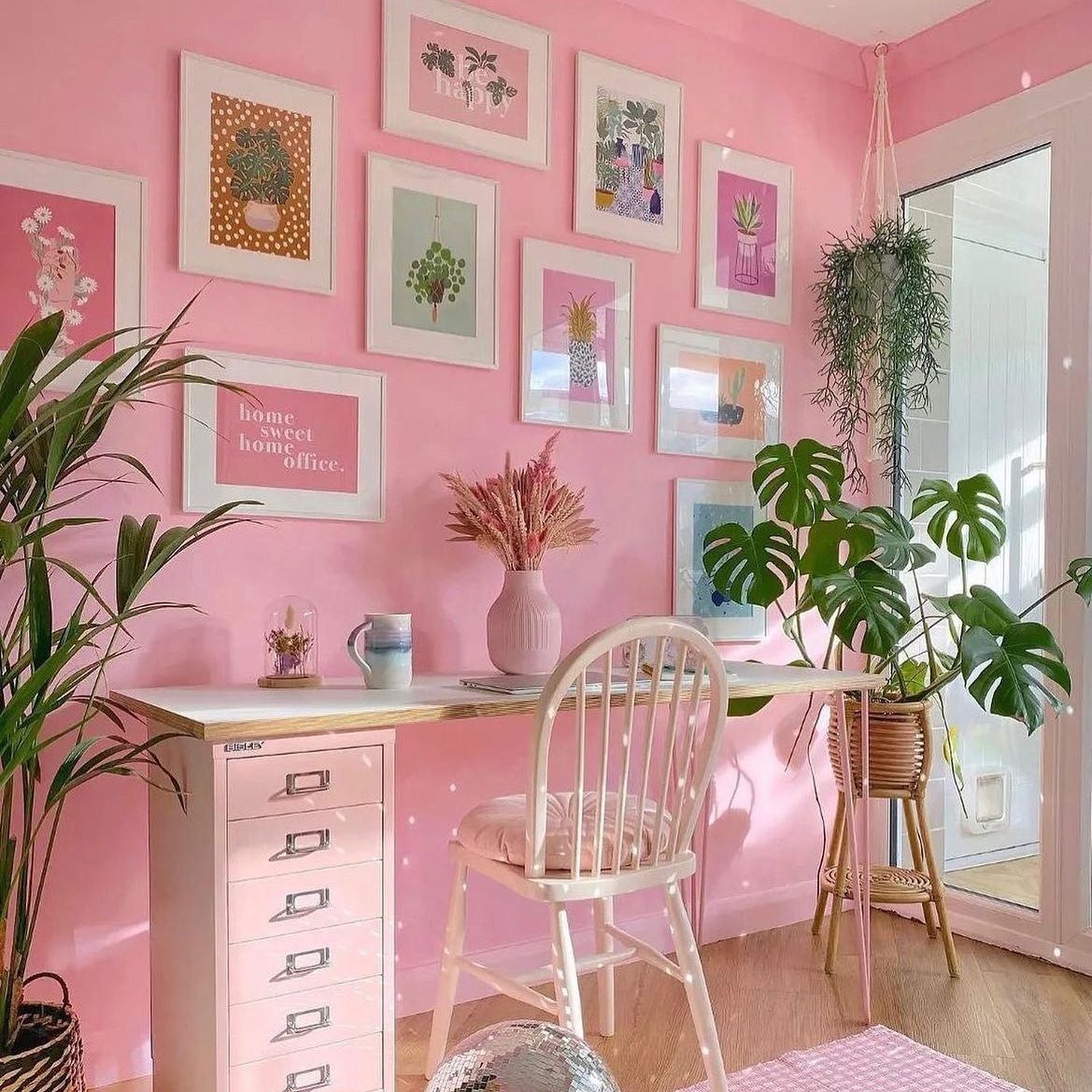 30+ Pink Home Decor Ideas for Your Home